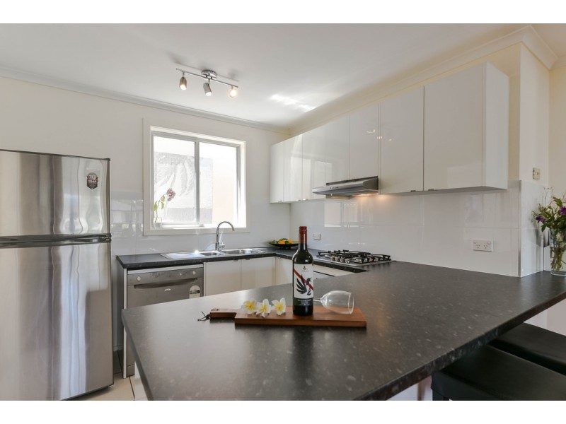 17 Swordsman Road, O’sullivan Beach SA 5166