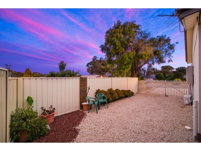 17 Swordsman Road, O’sullivan Beach SA 5166