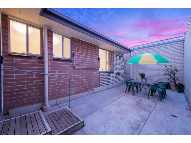 17 Swordsman Road, O’sullivan Beach SA 5166