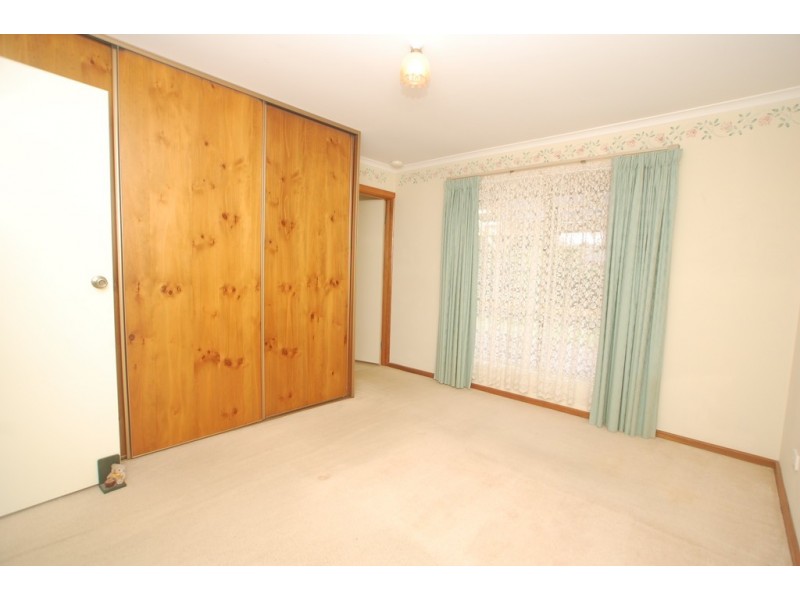 13 Jacqueline Avenue, Woodcroft SA 5162