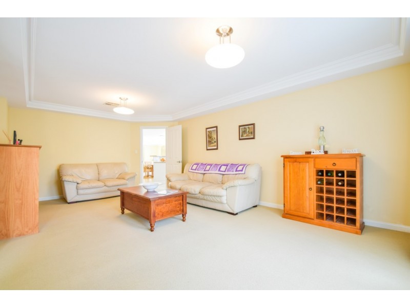 36 Daveys Road, Flagstaff Hill SA 5159