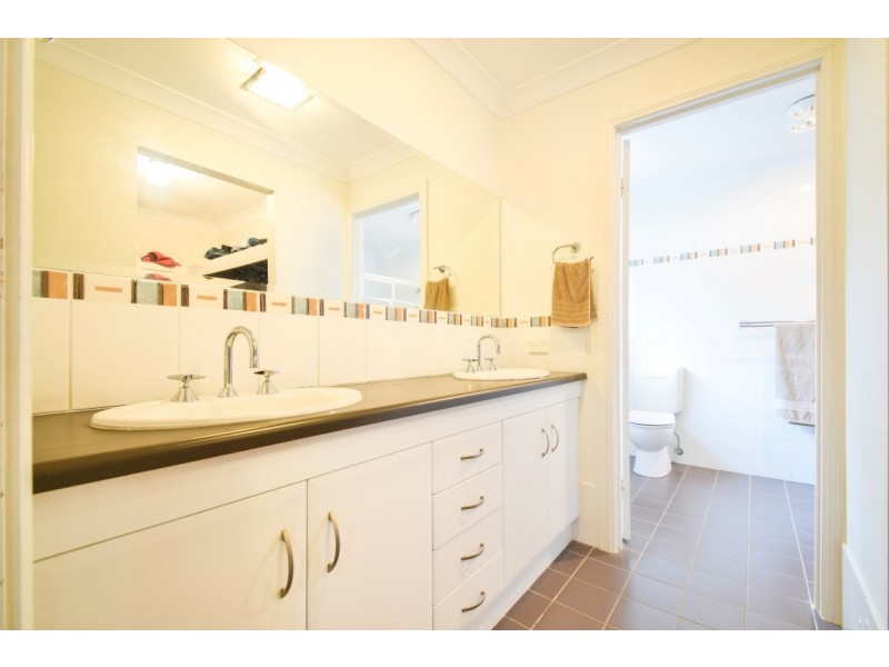 36 Daveys Road, Flagstaff Hill SA 5159