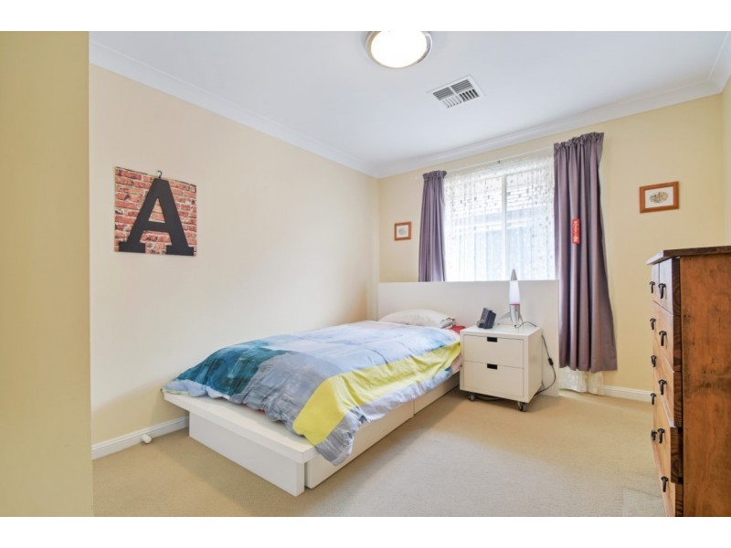 36 Daveys Road, Flagstaff Hill SA 5159