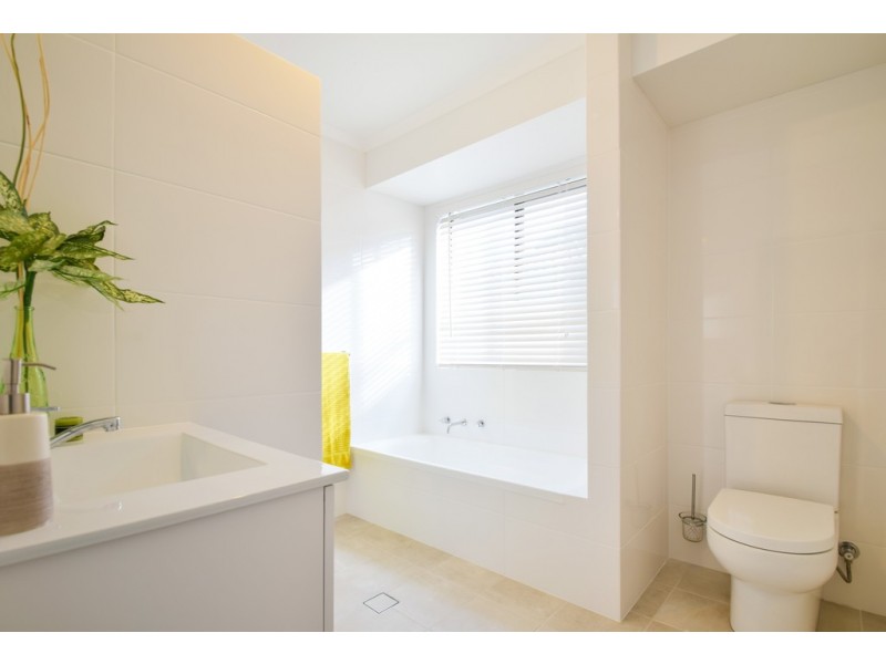 17 Shelly Avenue, Port Willunga SA 5173