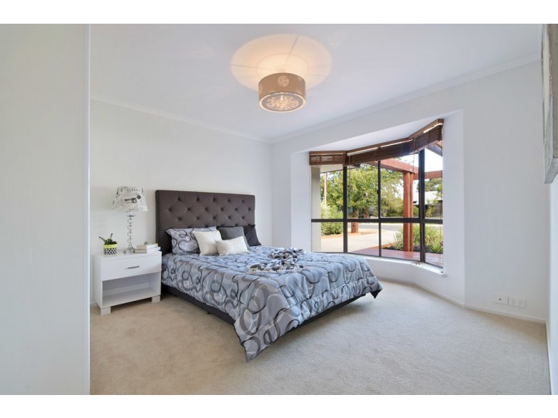 17 Shelly Avenue, Port Willunga SA 5173