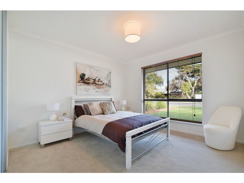 17 Shelly Avenue, Port Willunga SA 5173