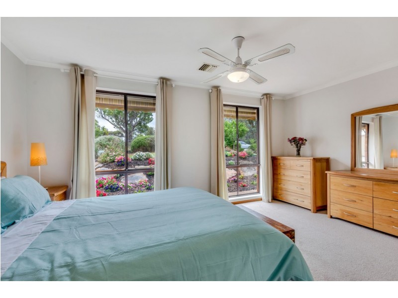 2 Abiona Street, Flagstaff Hill SA 5159