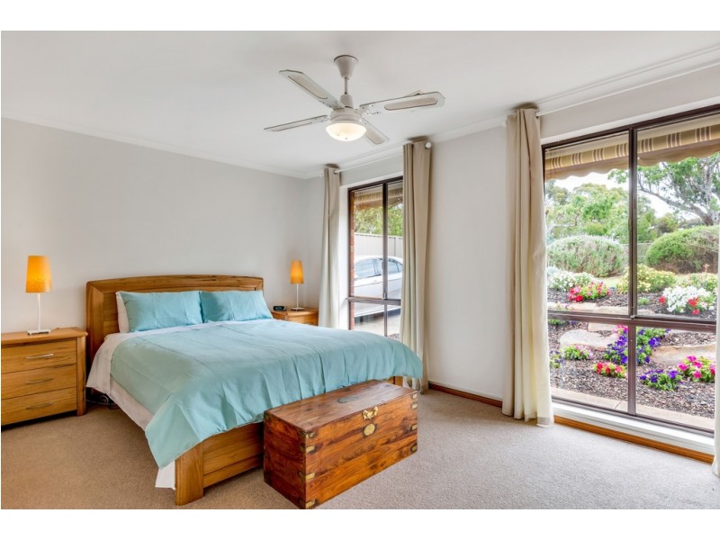 2 Abiona Street, Flagstaff Hill SA 5159