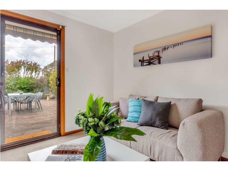 2 Abiona Street, Flagstaff Hill SA 5159