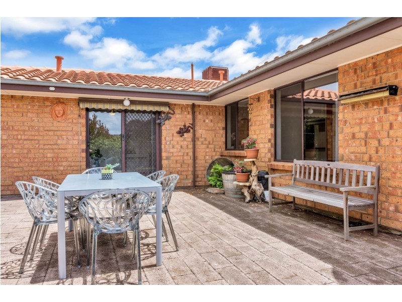 2 Abiona Street, Flagstaff Hill SA 5159