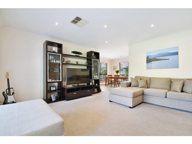 17 Epsilon Close, Woodcroft SA 5162