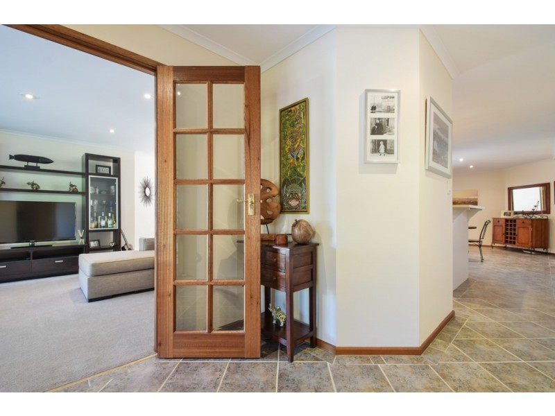 17 Epsilon Close, Woodcroft SA 5162