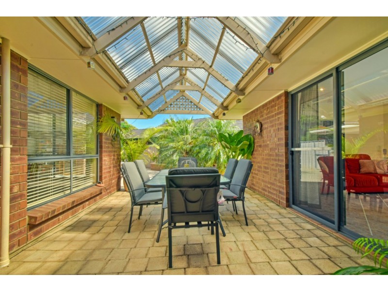 17 Epsilon Close, Woodcroft SA 5162