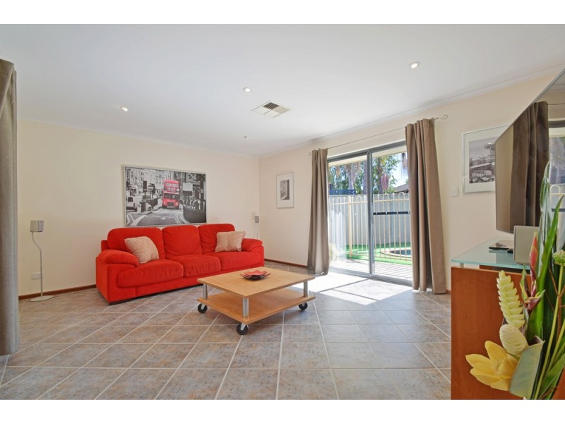 17 Epsilon Close, Woodcroft SA 5162