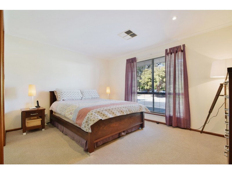 17 Epsilon Close, Woodcroft SA 5162