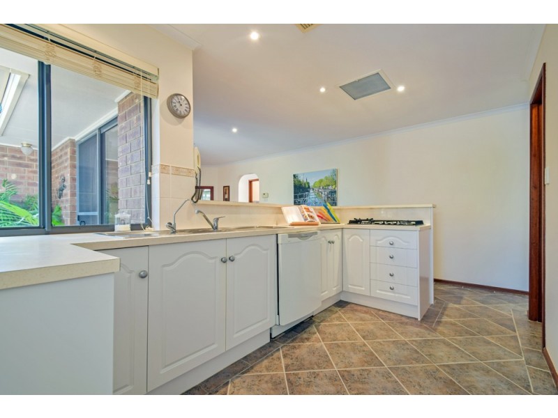 17 Epsilon Close, Woodcroft SA 5162