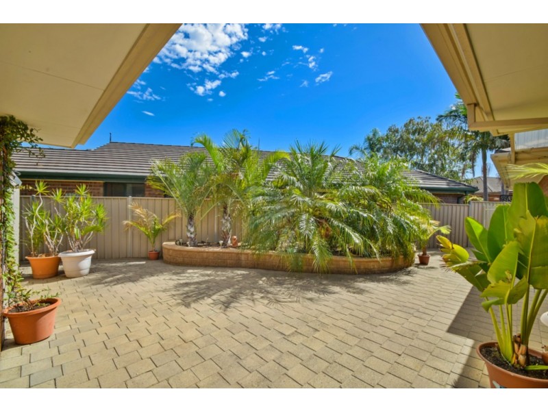 17 Epsilon Close, Woodcroft SA 5162