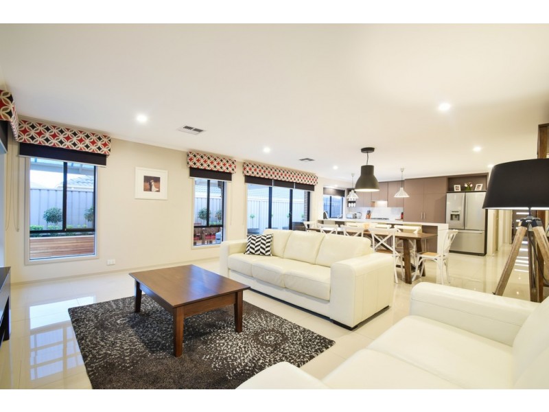48 Serafino Drive, Noarlunga Downs SA 5168