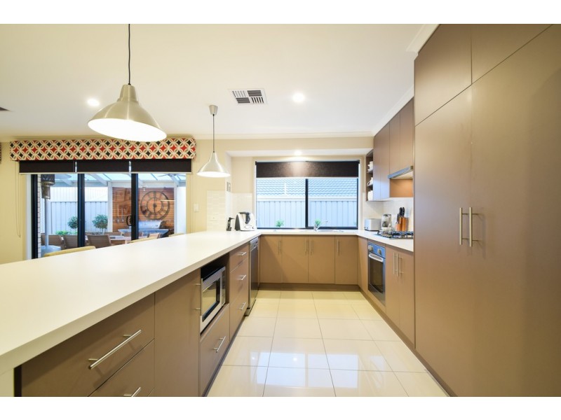 48 Serafino Drive, Noarlunga Downs SA 5168