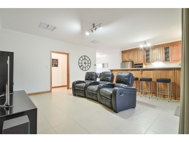 2 Cascabel Way, Noarlunga Downs SA 5168