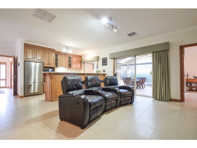 2 Cascabel Way, Noarlunga Downs SA 5168
