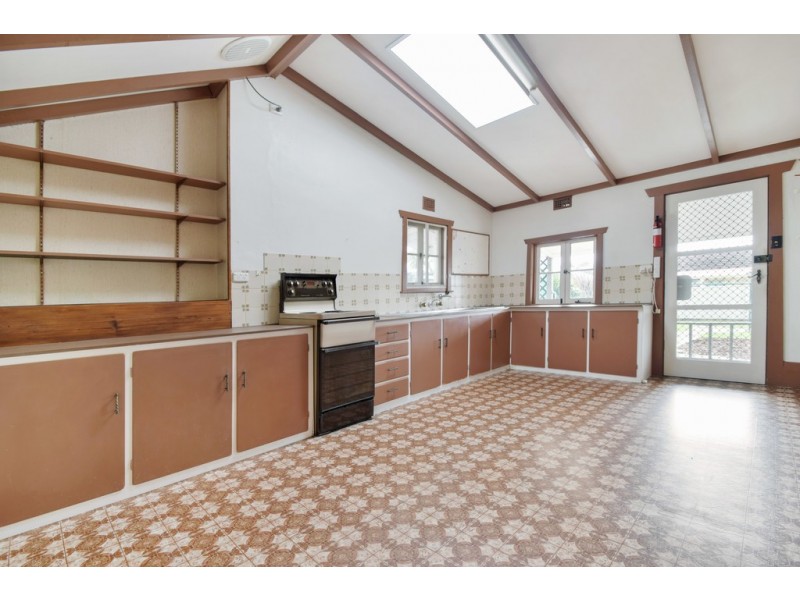 12 Grantley Avenue, Victor Harbor SA 5211