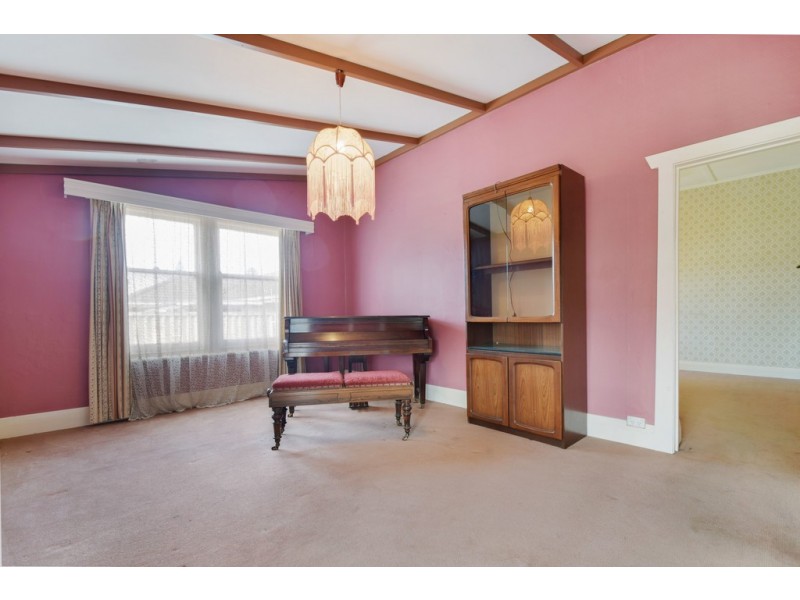 12 Grantley Avenue, Victor Harbor SA 5211