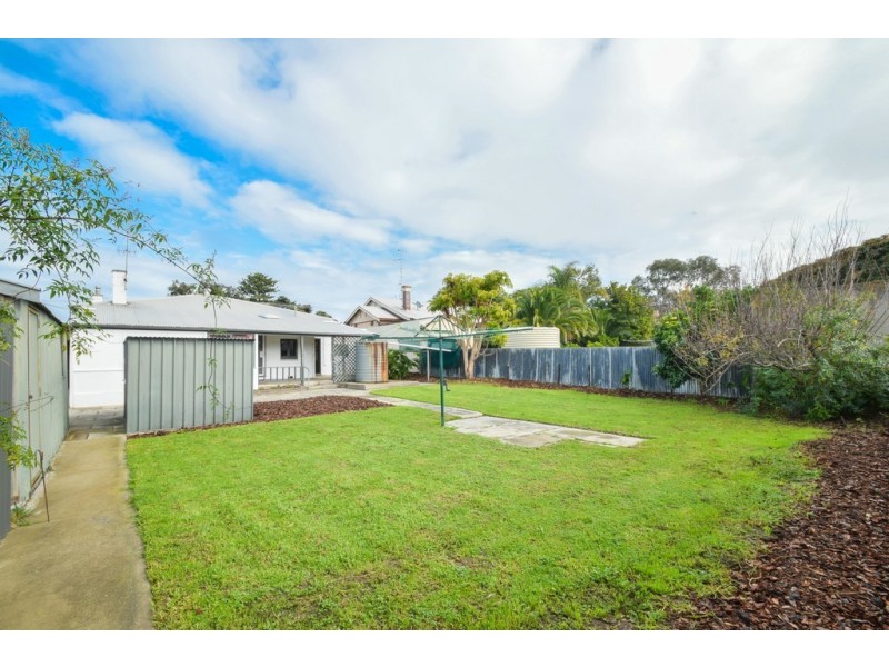 12 Grantley Avenue, Victor Harbor SA 5211