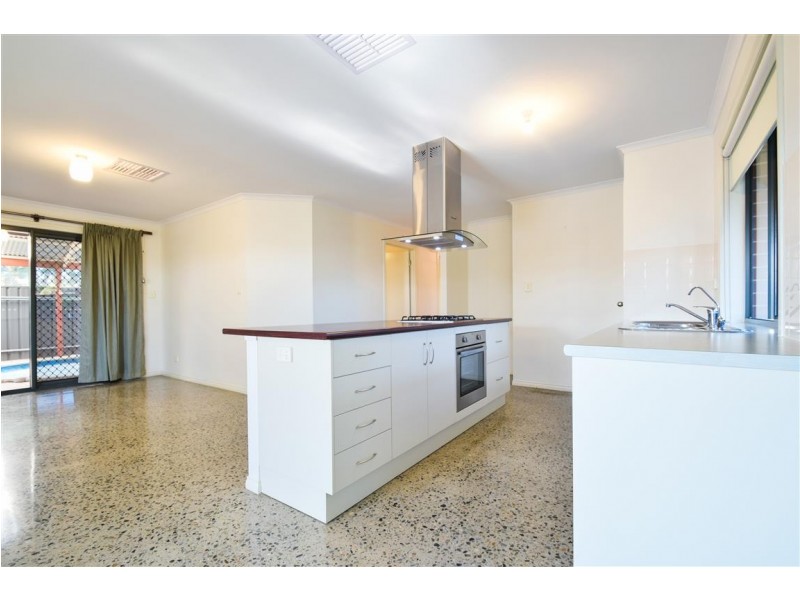 22 Kakadu Drive, Morphett Vale SA 5162