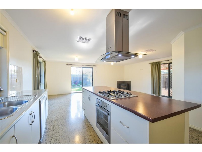 22 Kakadu Drive, Morphett Vale SA 5162