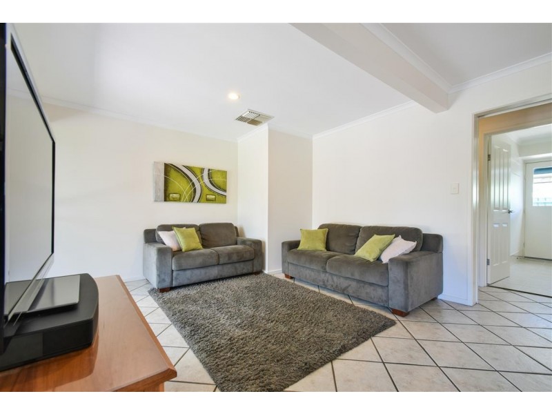 19 Wooding Avenue, Woodcroft SA 5162