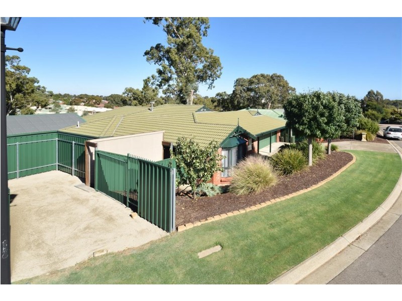 19 Wooding Avenue, Woodcroft SA 5162