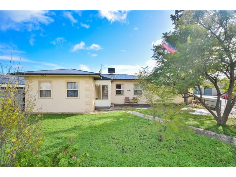 27 Kingston Avenue, Seacombe Gardens SA 5047