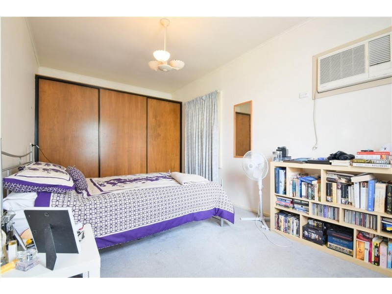 27 Kingston Avenue, Seacombe Gardens SA 5047