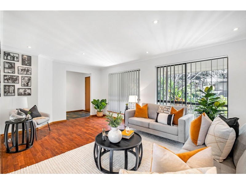 36 Sun Crescent, Happy Valley SA 5159