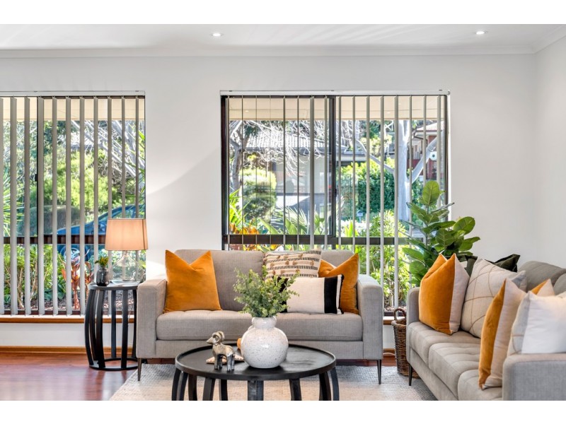 36 Sun Crescent, Happy Valley SA 5159