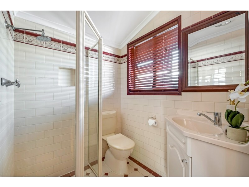 36 Sun Crescent, Happy Valley SA 5159