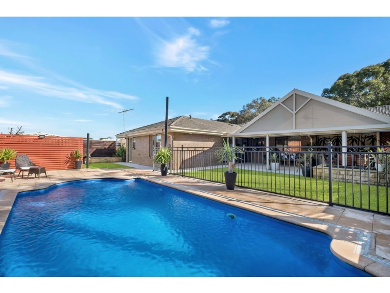 36 Sun Crescent, Happy Valley SA 5159