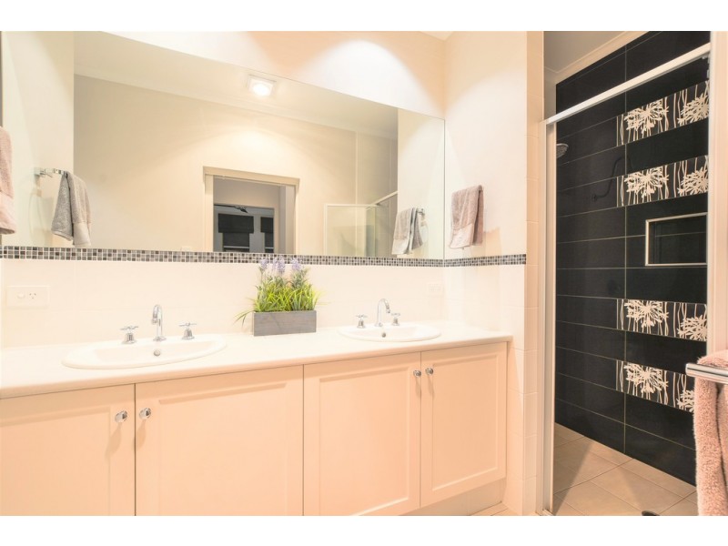 39 Corrimal Ave, Noarlunga Downs SA 5168