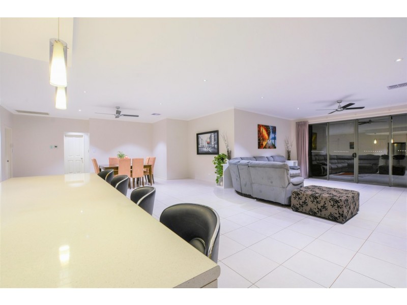 39 Corrimal Ave, Noarlunga Downs SA 5168