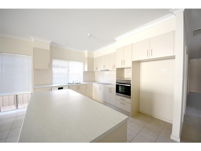 17 Lynton Avenue, North Brighton SA 5048