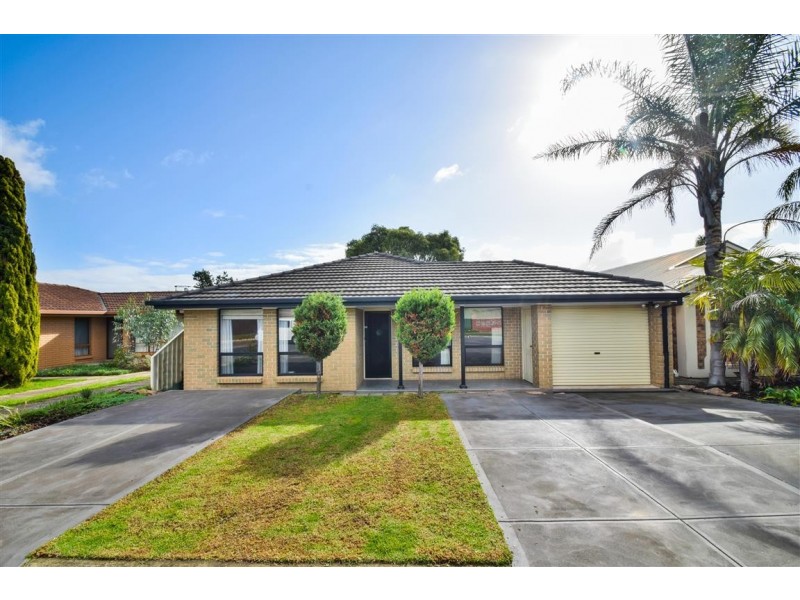 10 Rothschild Street, Woodcroft SA 5162