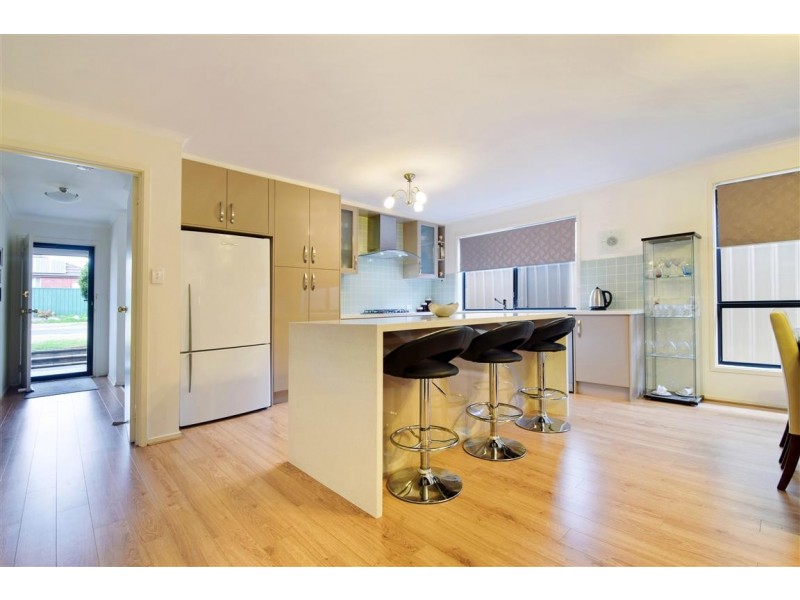 10 Rothschild Street, Woodcroft SA 5162