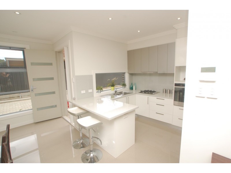 2/48 Fenton Avenue, Christies Beach SA 5165