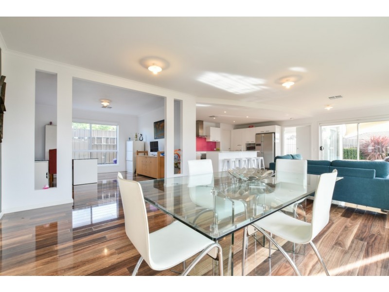 26 Arkle Place, Woodcroft SA 5162