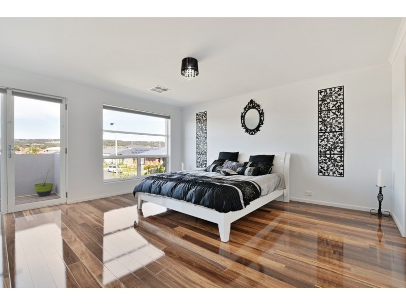 26 Arkle Place, Woodcroft SA 5162