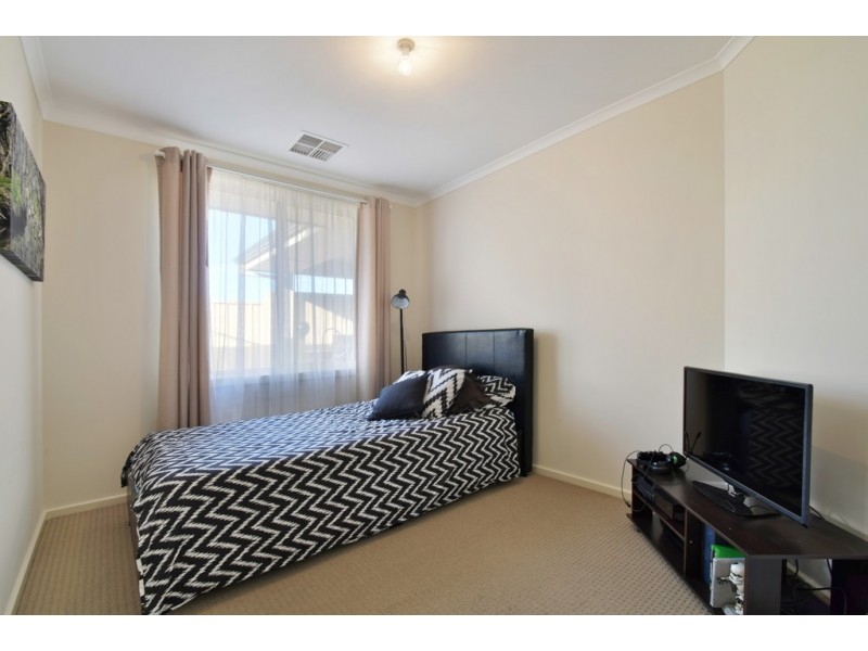 25 Orleans Avenue, Seaford Meadows SA 5169