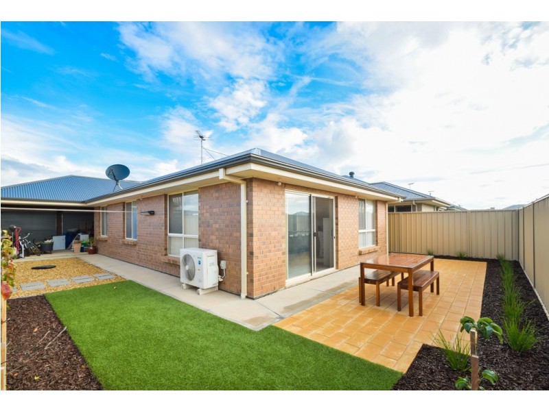 25 Orleans Avenue, Seaford Meadows SA 5169