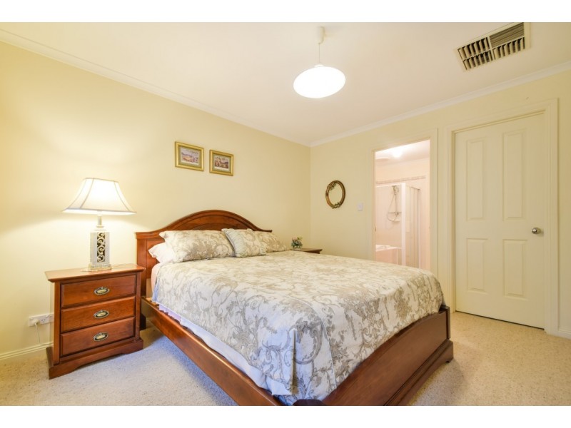 59a Daveys Road, Flagstaff Hill SA 5159