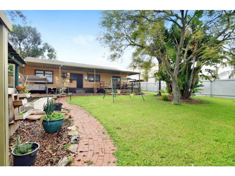 24 Crittenden Road, Morphett Vale SA 5162